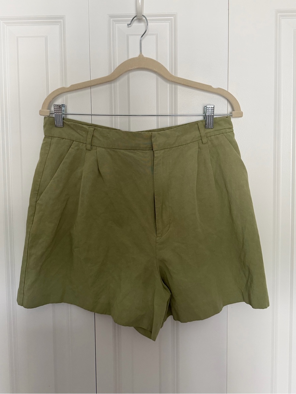 Zara Olive Green High-Waist Women’s Shorts